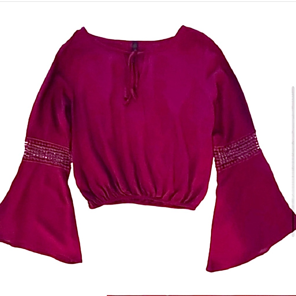 Estam-Bell Crochet Sleeve Boho Top. Size: Large